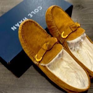 COLE HAAN Evelyn Bow Driver size 7.5B